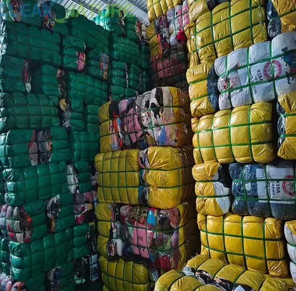 Used Clothing Bales Liquidation Pallets