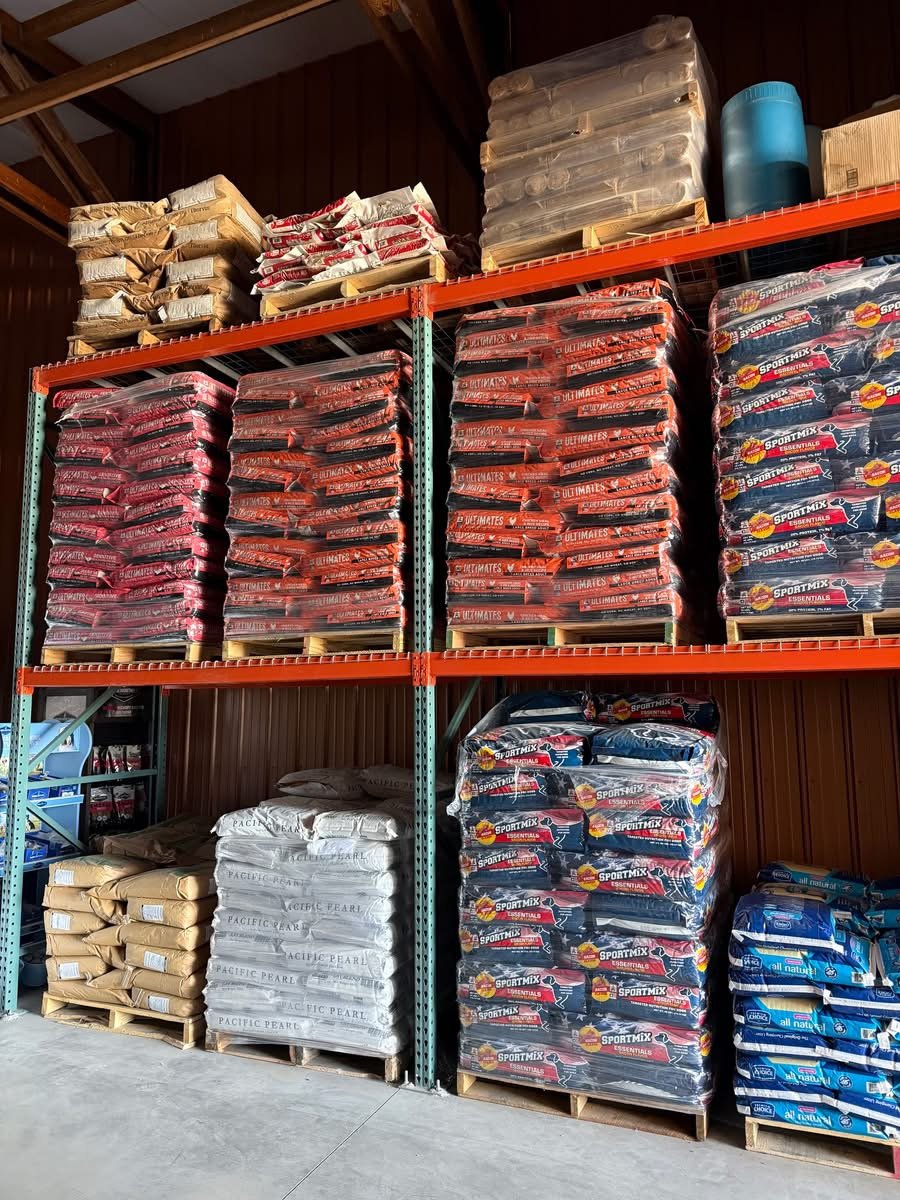 poultry feed pallet